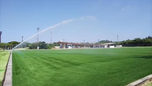 【グランド散水】サッカー場人工芝散水システム（沖縄県沖縄市）