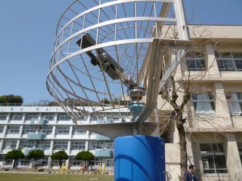 【校庭芝化散水】小学校芝生校庭の散水（鹿児島市）