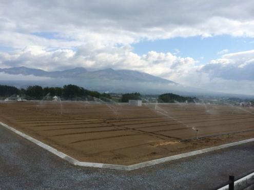 【スプリンクラーかんがい】最終処分場跡地の畑地化かんがい（長野県小諸市）